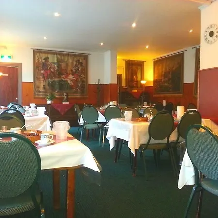Hotel Stationshotel 3*